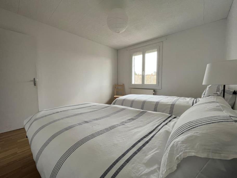 Maisonnette - Jardin Exterieur Champagne-sur-Seine Exterior photo