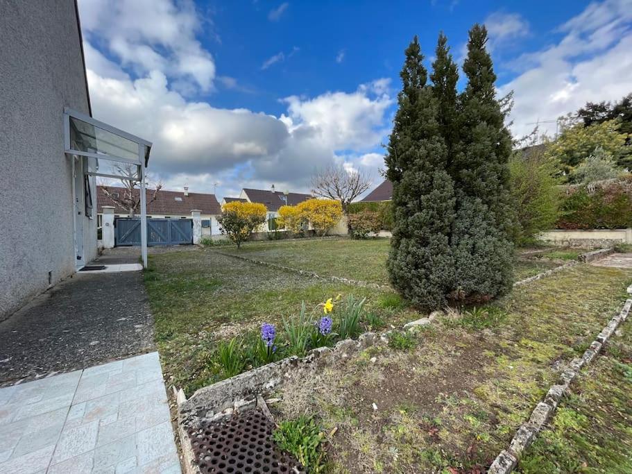 Maisonnette - Jardin Exterieur Champagne-sur-Seine Exterior photo